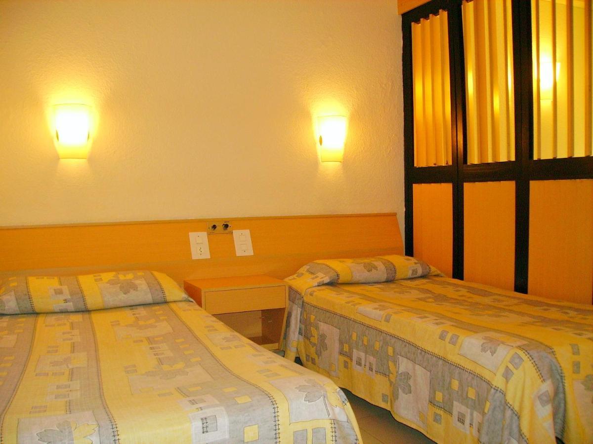 Alboran Study Appartement Salou Buitenkant foto