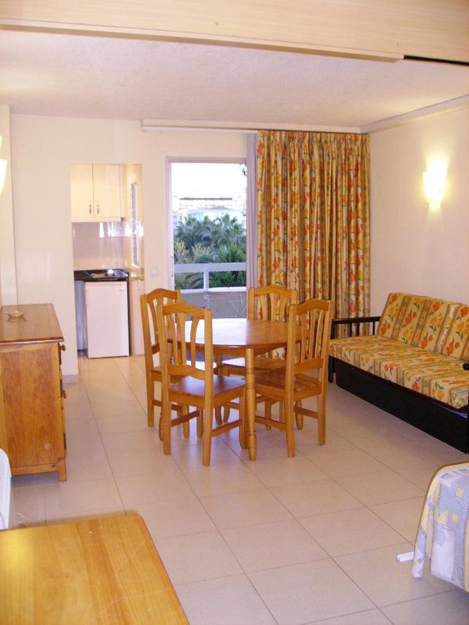 Alboran Study Appartement Salou Buitenkant foto